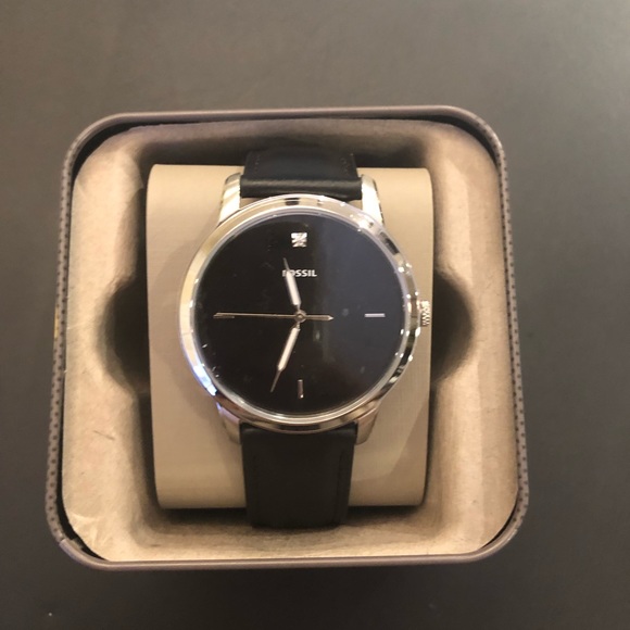 Fossil minimalist diamond/ black leather strap